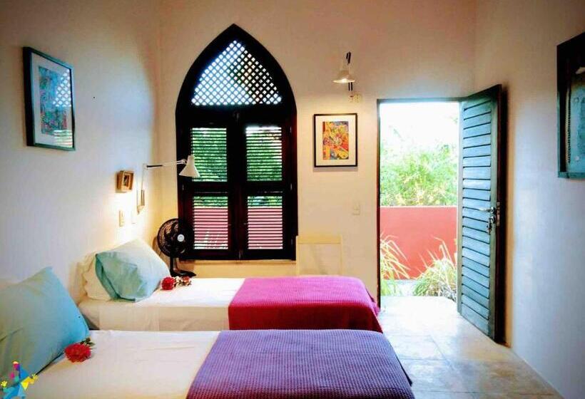 مبيت وإفطار Castelo Vendom Ecolodge Parajuru
