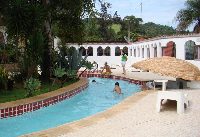 ホテル Camping Quedasdagua