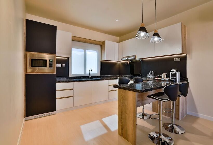 هتل Cloud7 Residence Alula