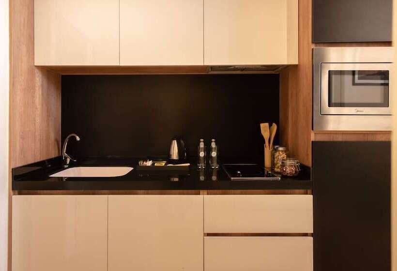 هتل Cloud7 Residence Alula