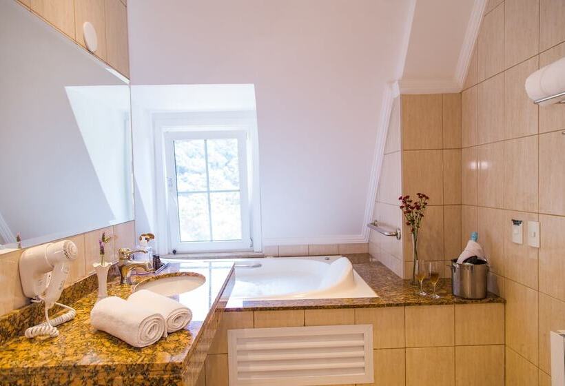 هتل Pousada Grandchamp