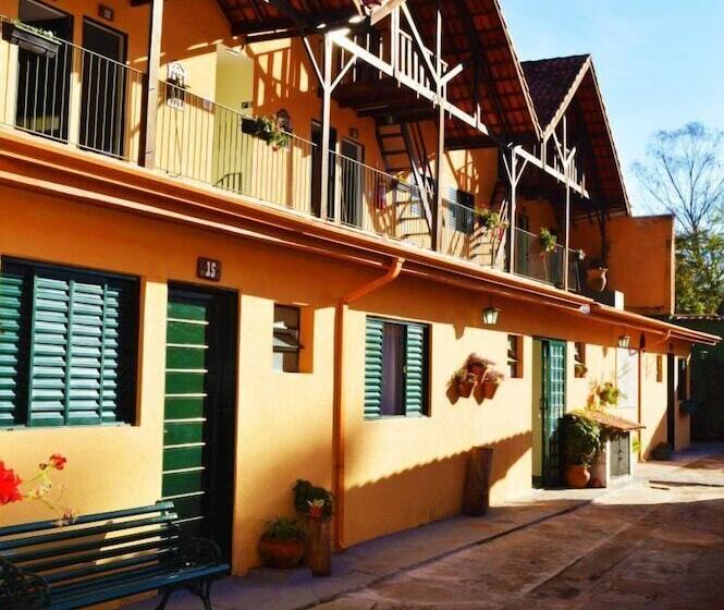 ホテル Pousada Villa Três