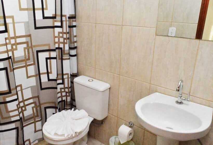 ホテル Pousada Villa Três