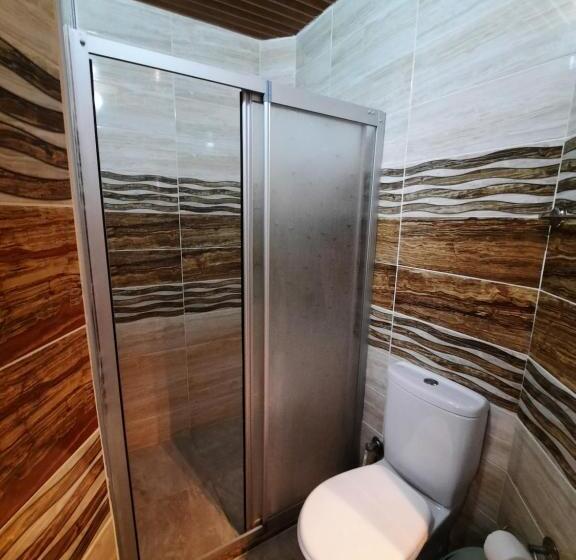 تختخواب و صبحانه Ali Baba's House