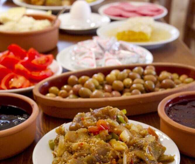 تختخواب و صبحانه Hikmet's House