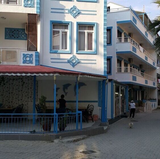 هتل Delphin Apart