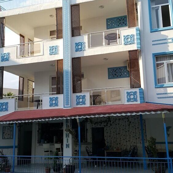 هتل Delphin Apart