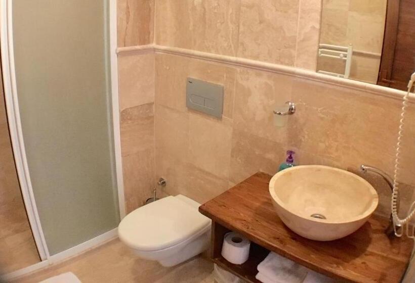 هتل Kemal's Guest House