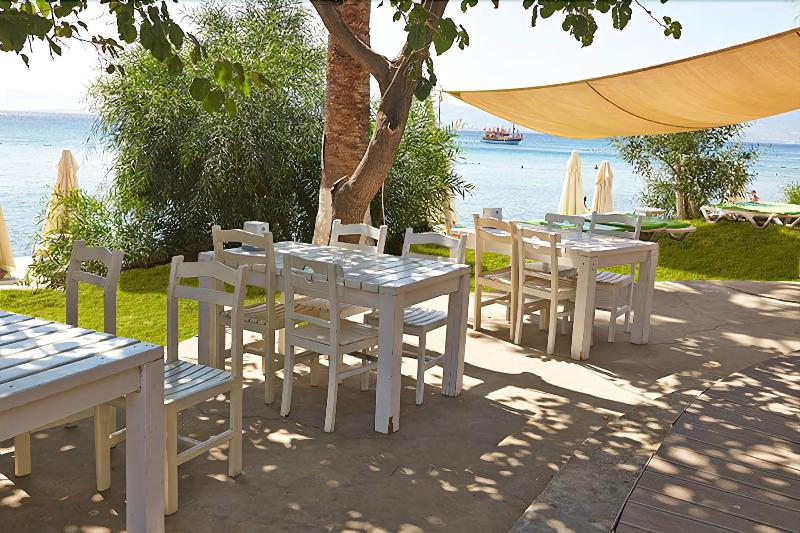 فندق Meteor Beach