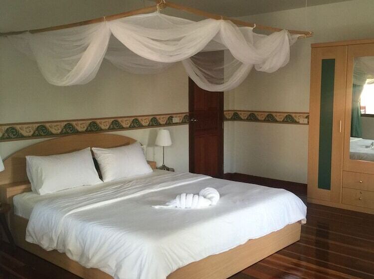 مبيت وإفطار Lyndale Lodge