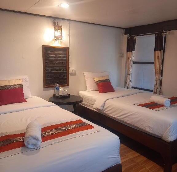 هتل Baanfai Guesthouse Chiangkhong