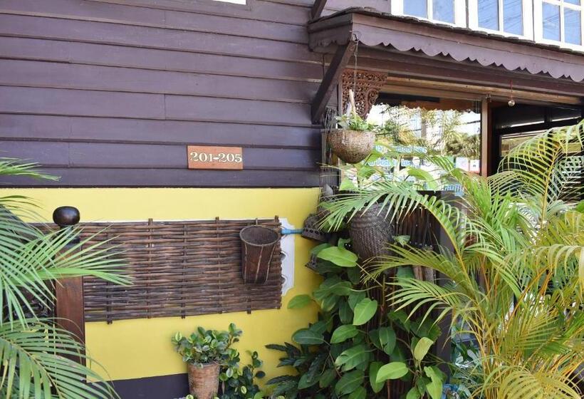 هتل Baanfai Guesthouse Chiangkhong