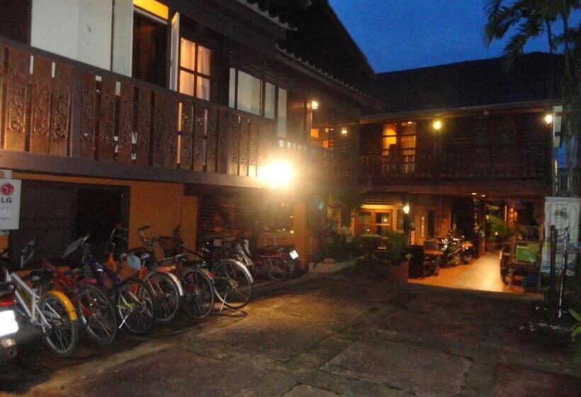 هتل Baanfai Guesthouse Chiangkhong