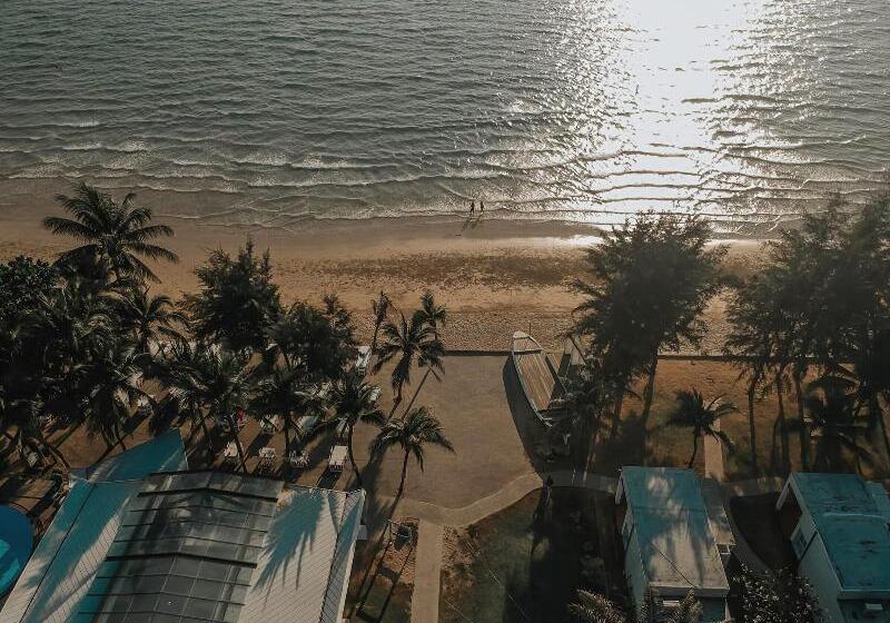 فندق Chaolao Tosang Beach