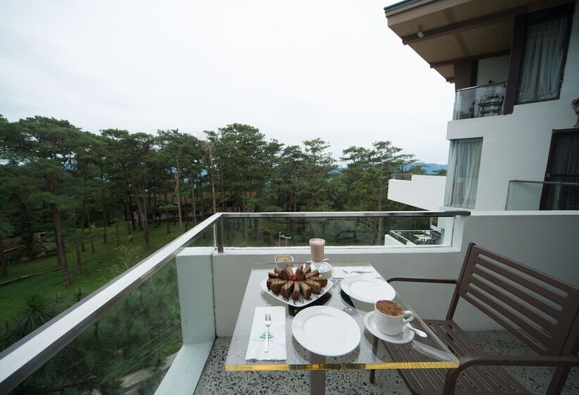 فندق Grand Sierra Pines Baguio
