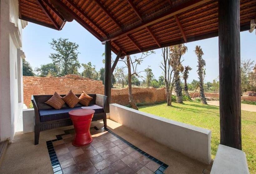 هتل Sriwilai Sukhothai