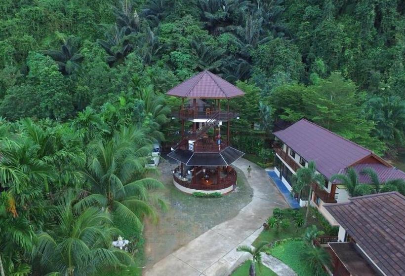 Palms Hill Resort