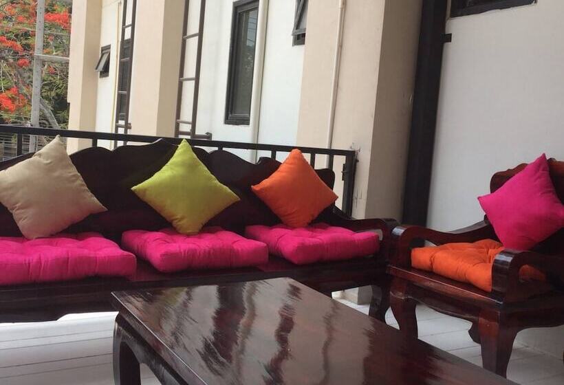 108 Beds Hostel