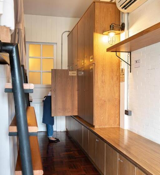Bed Addict Hostel