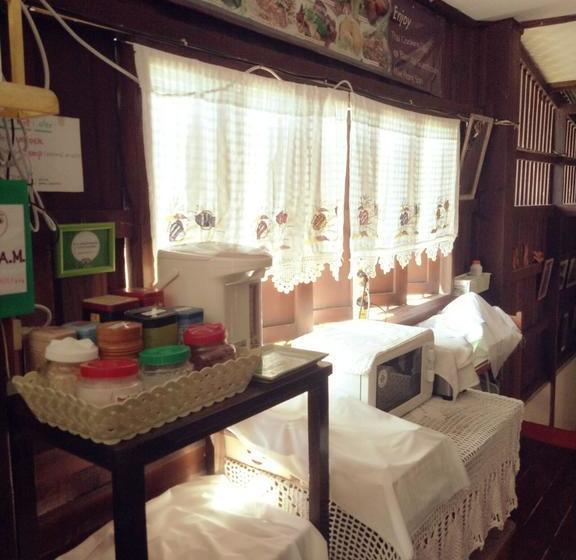 تختخواب و صبحانه Baan Mai Guesthouse