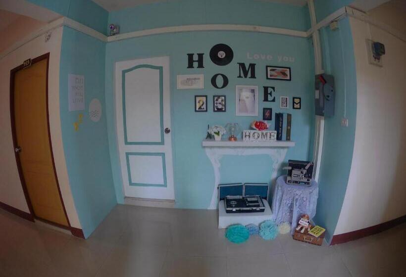 تختخواب و صبحانه Nt House
