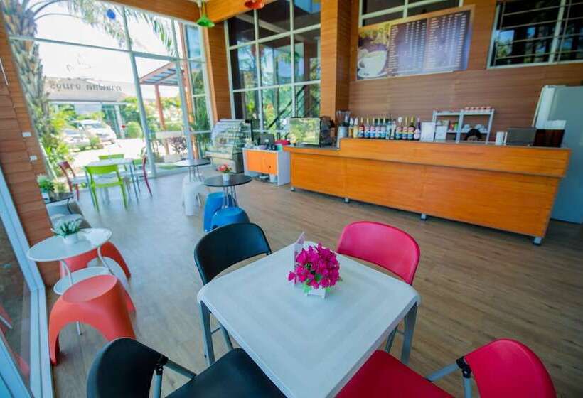 בית מלון כפרי Baan Suan Khun Ta And Golf Resort