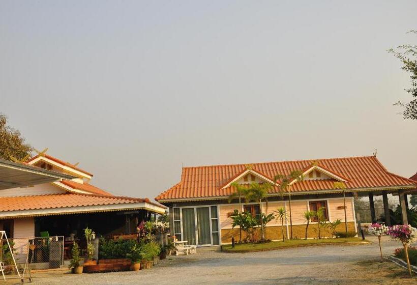 هتل Chiang Rai Khuakrae Resort