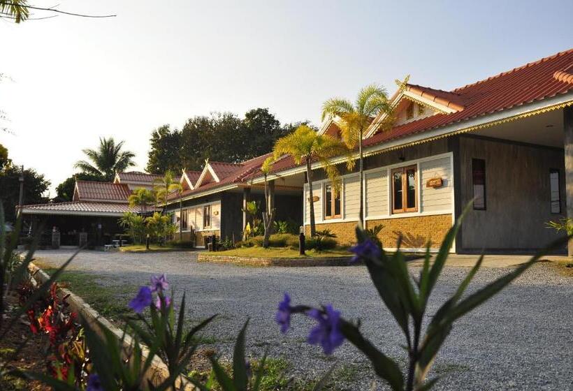 هتل Chiang Rai Khuakrae Resort