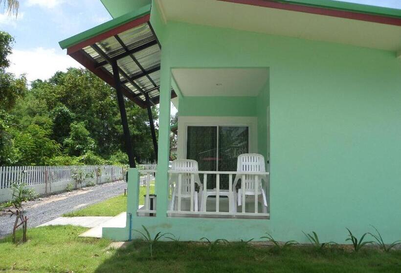 ホテル Lanta Triple Novel