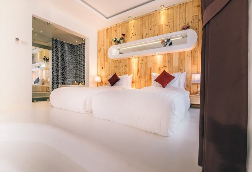 هتل Monkey House