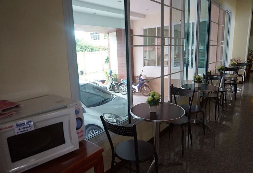 בית מלון כפרי Np Residence