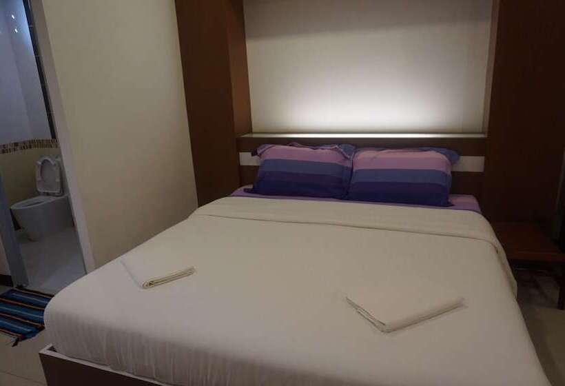 هتل The Lion Residence