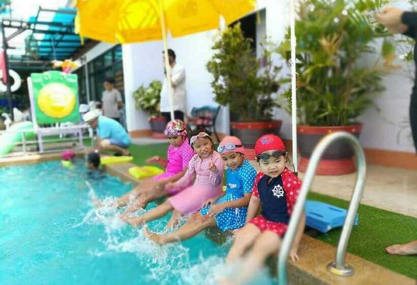 هتل The Sita Princess