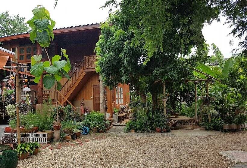 بنسيون Kanecha's Home Lampang
