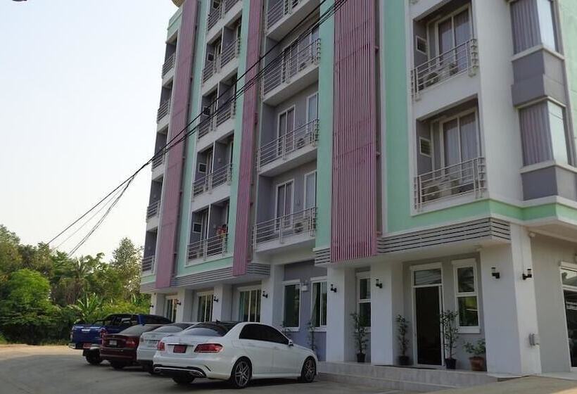 Siam Apple Hotel And Resort