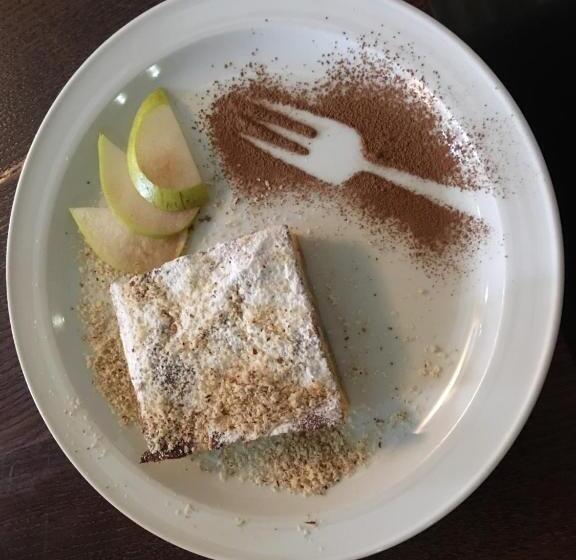 تختخواب و صبحانه Luxury Rooms Minjon