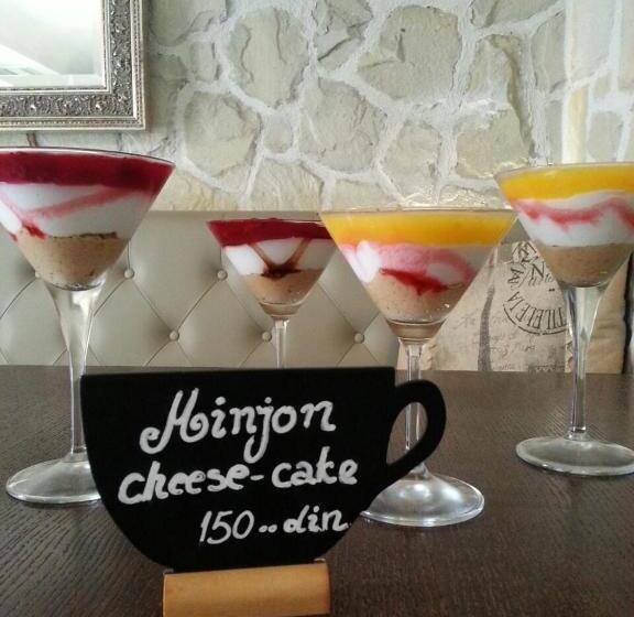 تختخواب و صبحانه Luxury Rooms Minjon