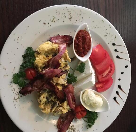 تختخواب و صبحانه Luxury Rooms Minjon