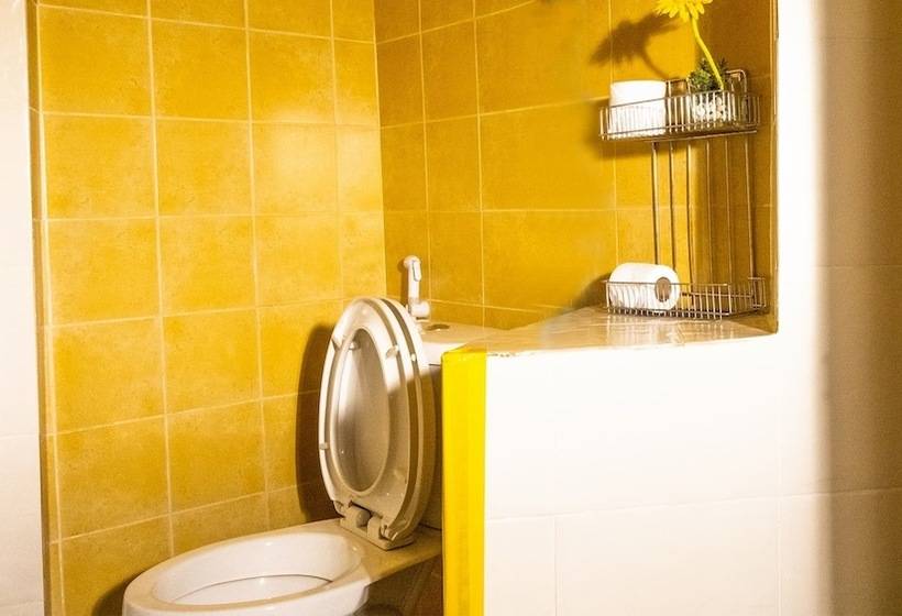 تختخواب و صبحانه Sabina Guesthouse Kamala