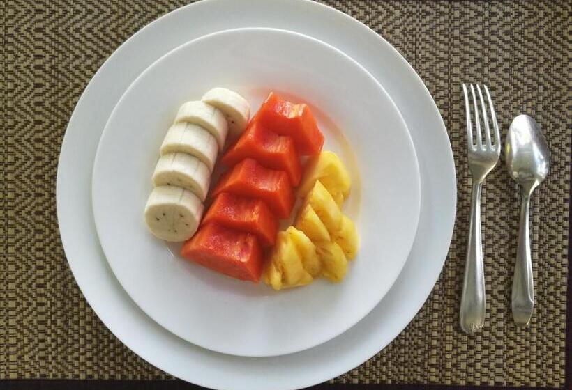 تختخواب و صبحانه Villa Albizia, Chiang Mai