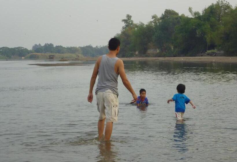 فندق Baan Din Baramee Resort