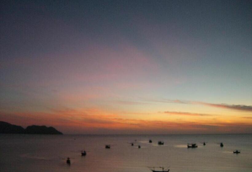 هتل Hadthong