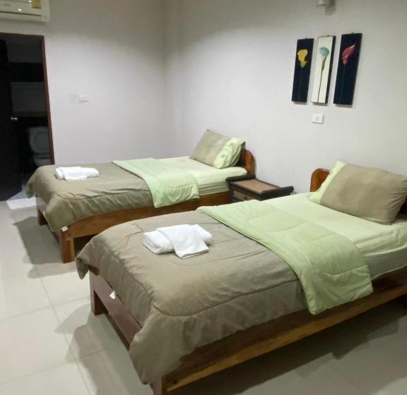هتل Klang Muang River Home