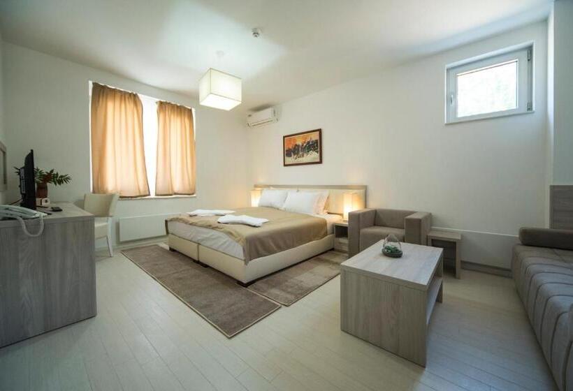 هتل Villa Otava Lux Spa