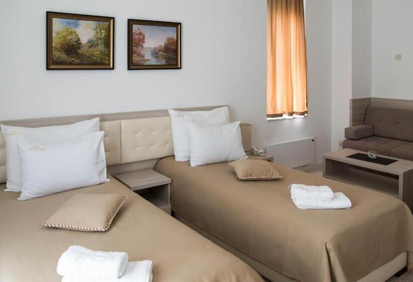 هتل Villa Otava Lux Spa