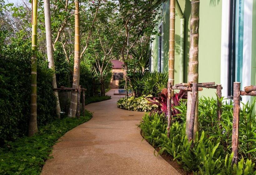 Jinda Resort