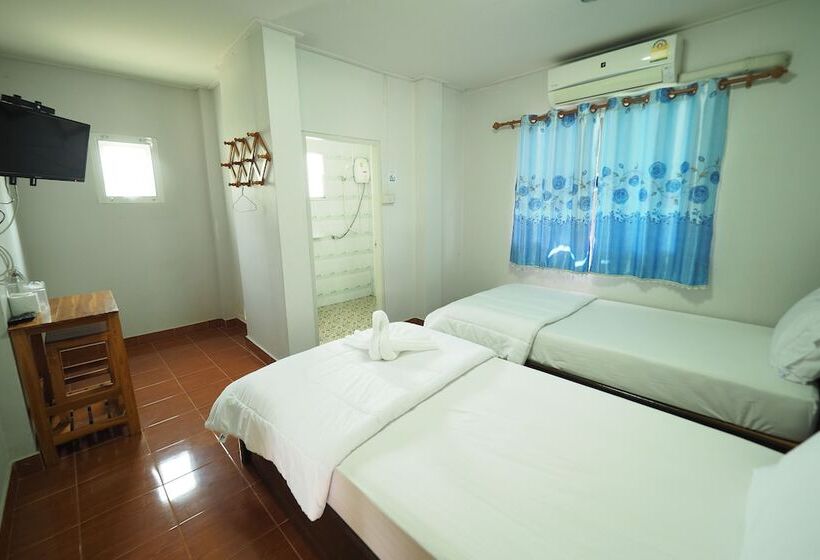 منتجع Chuan Chom Guesthouse