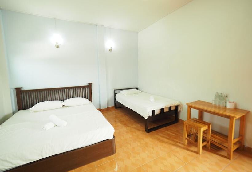 منتجع Chuan Chom Guesthouse