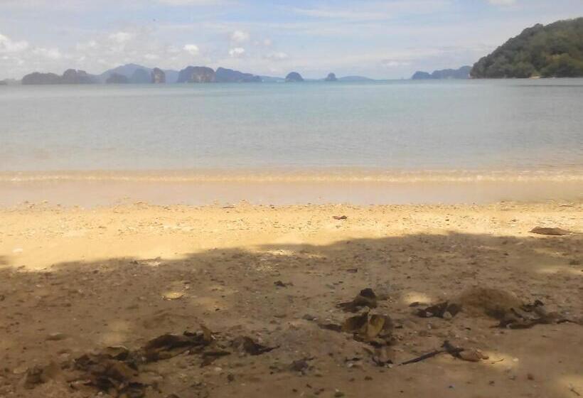 Suntisook Resort