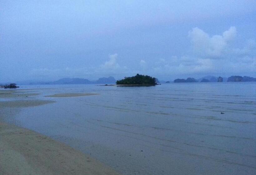 Suntisook Resort